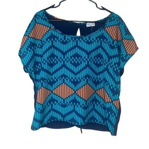 Women’s Geometric Southwestern Silky Blouse Button Back Boxy NEW Sz L Top Boho